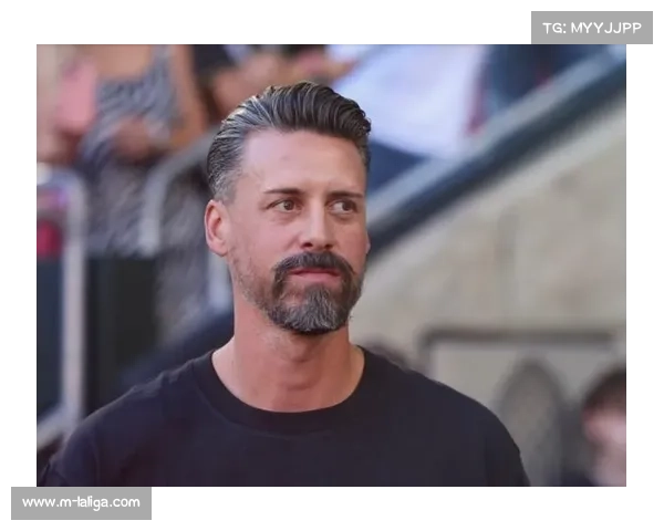 汉堡2-1海登海姆，主场夺赛季首胜